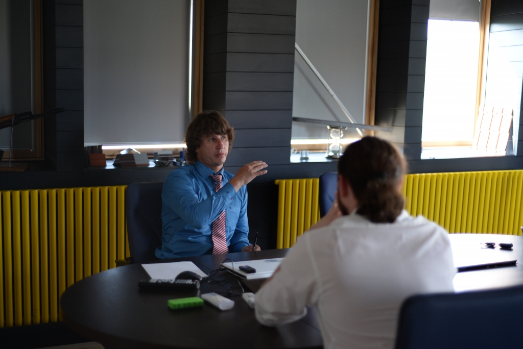 Роман Безматерных объясняет, чем было обоснована смена способа управления бизнес-процессами