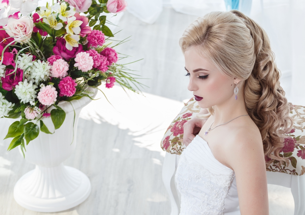 Свадебная прическа