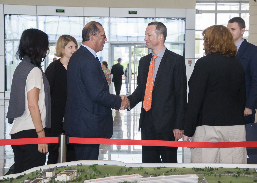 Посол Израиля в России заинтересован в сотрудничестве с ДВФУ Предоставлено пресс-службой ДВФУ