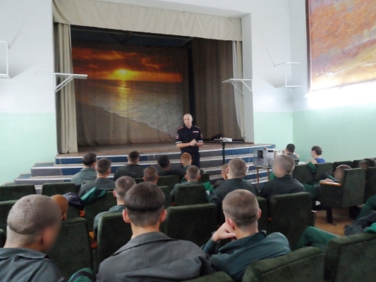 Заключенные воспитательной колонии Биробиджана подготовились к сдаче экзамена на вождение Пресс-служба УФСИН России по ЕАО