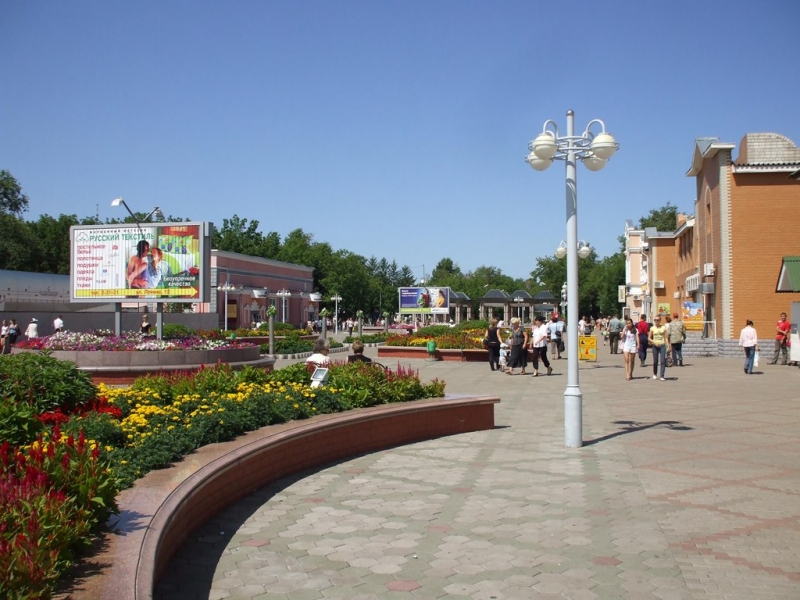 БОМЖ на Арбате в Биробиджане может угрожать прохожим туберкулезом  Ольга Бойко, ИА ЕАОMedia