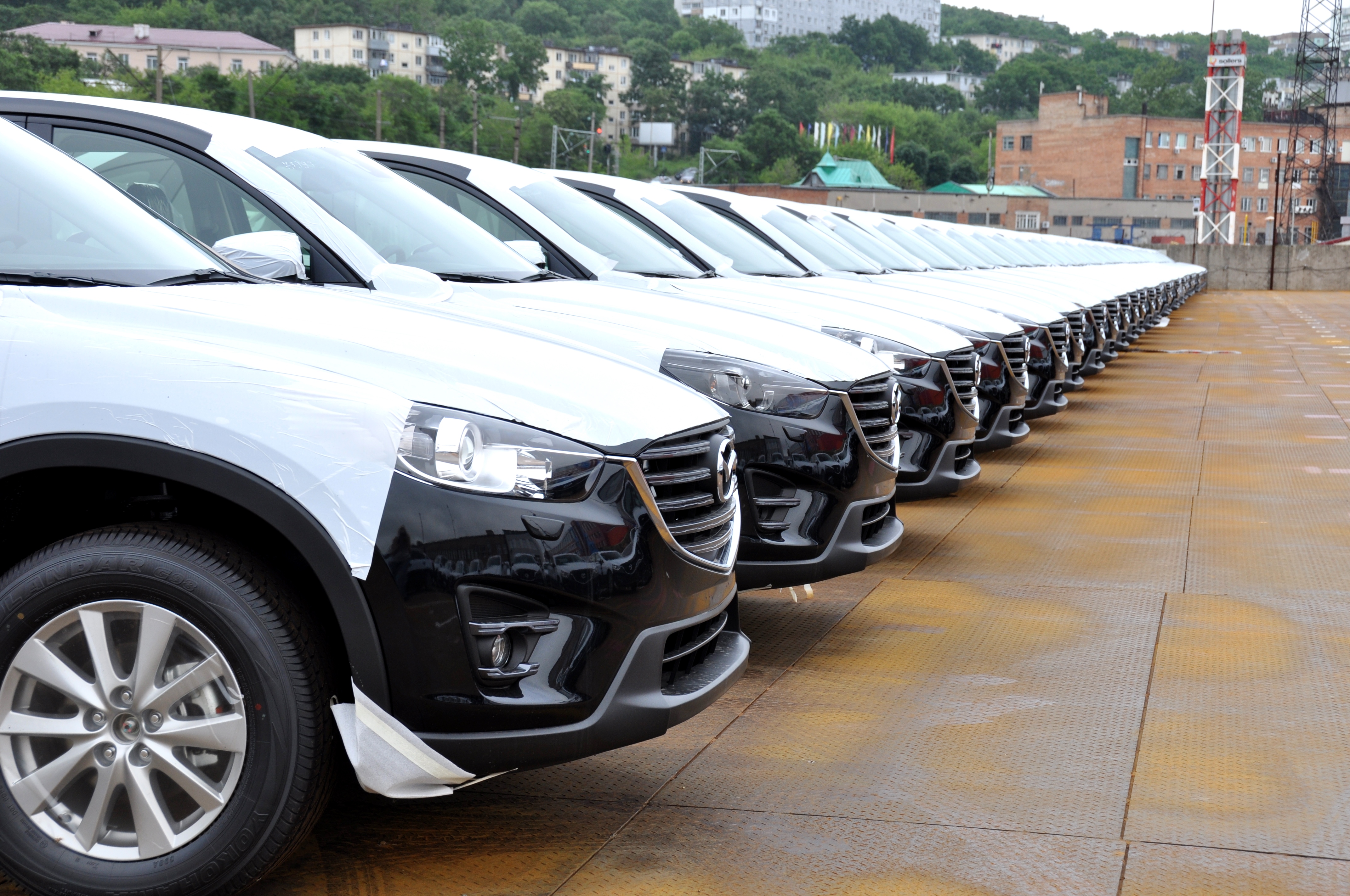 Автомобили для форума пресс-служба завода Mazda Sollers