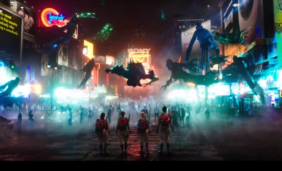 Премьерные показы в кинотеатрах города фильма "Охотники за привидениями" (12+)