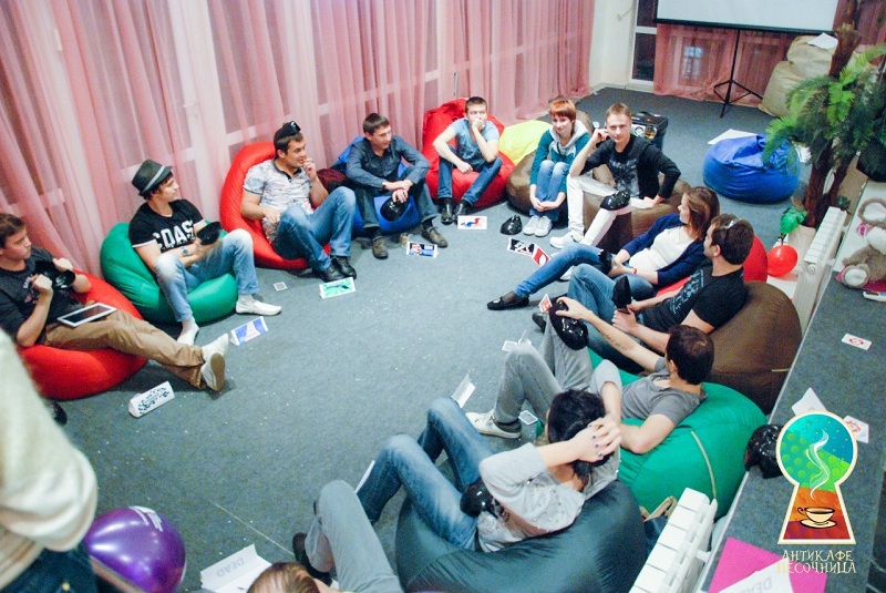 Игра "Мафия" в антикафе "Песочница" (18+)