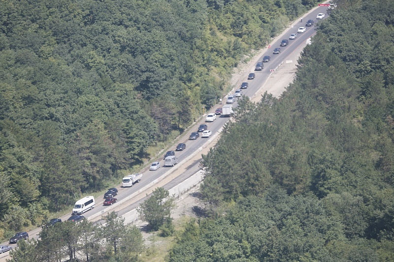 Улучшение ситуации с пробками отметил губернатор Кубани в Туапсинском районе Пресс-служба администрации Краснодарского края