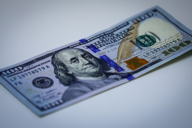 Доллары PrimaMedia