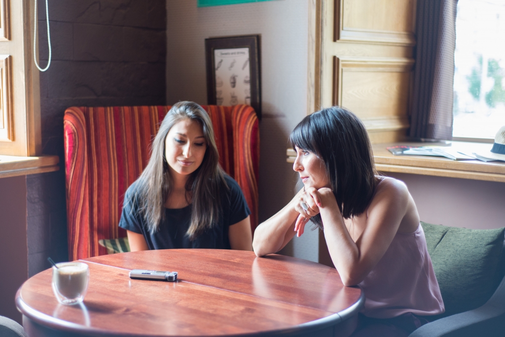 Интервью с организаторами фестиваля "Большие гости" сестрами Илоной и Элей Чин 