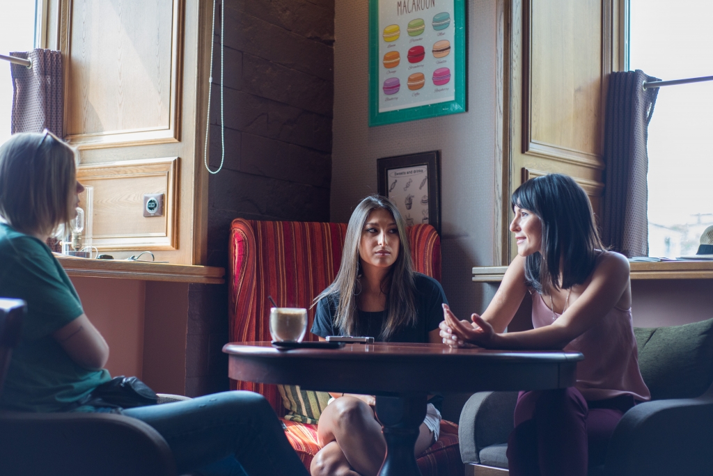 Интервью с организаторами фестиваля "Большие гости" сестрами Илоной и Элей Чин 