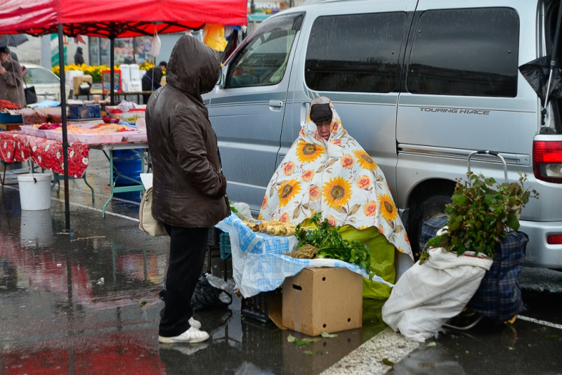 Предприимчивый житель Улан-Удэ продает породистых червей Балашов Антон, PrimaMedia