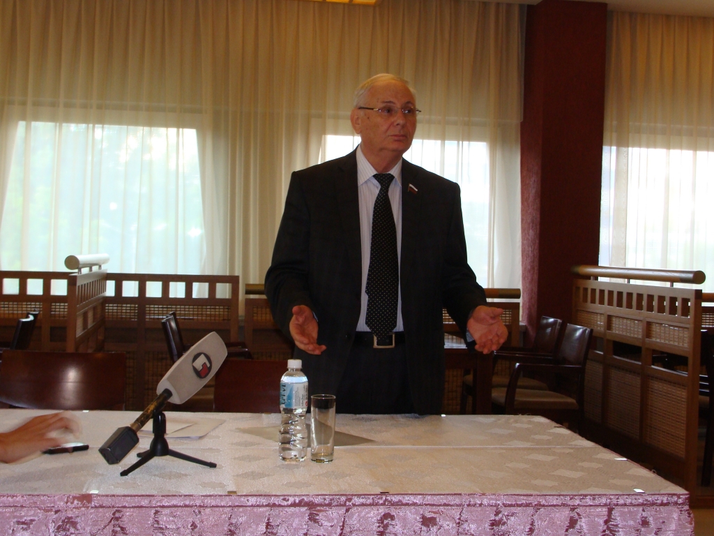 Шансом обернется для Бориса Резника отказ в регистрации избиркомом Хабаровского края корр. ИА AmurMedia