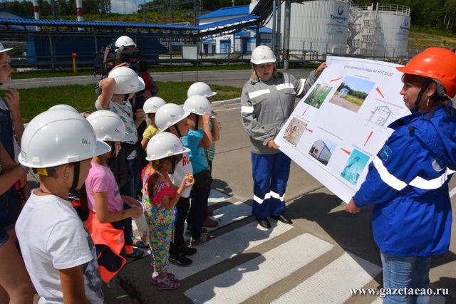 Эко-квест на берегу реки Хинган в ЕАО устроили облученским школьникам нефтетранспортники