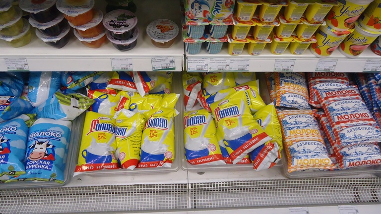 Торговые сети Хабаровска не замечают на своих полках фальсификата Алексей Монастырев.