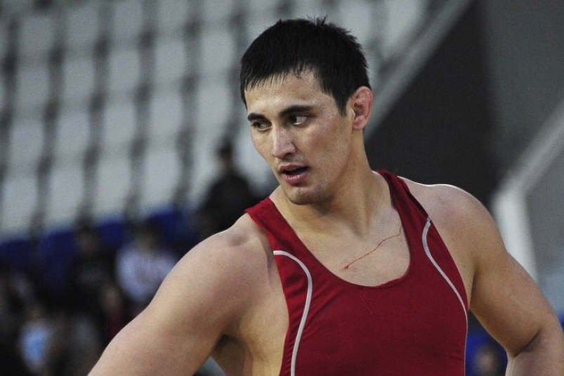 Айаал Лазарев Соцсети