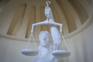 Юридическая помощь: специалист Приморской коллегии адвокатов отвечает на вопросы приморцев