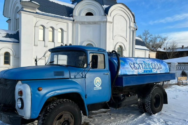 автоцистерна, храм пресс-служба администрации Улан-Удэ