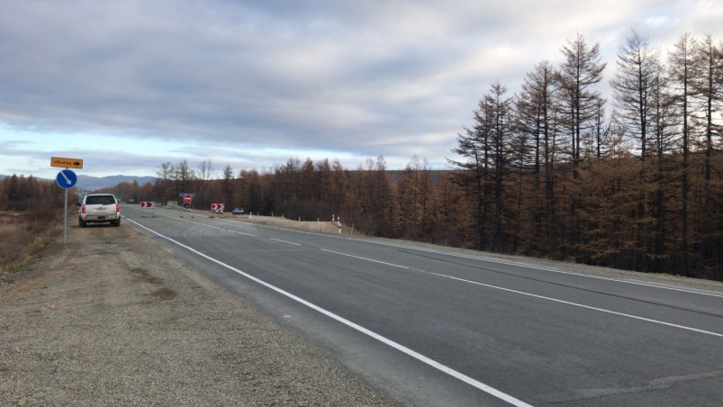 В Магаданской области изменилась схема движения на участке трассы Р-504 "Колыма" в районе пгт. Сокол пресс-служба ФКУ ДСД "Дальний Восток"