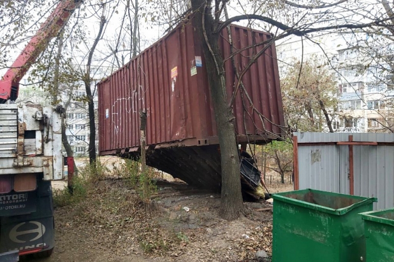 Снос незаконных объектов во Владивостоке предоставлено пресс-службой мэрии Владивостока