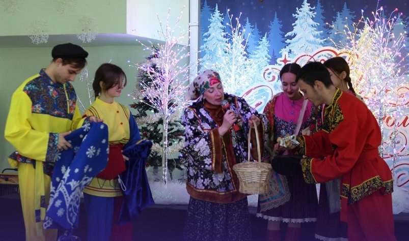 В канун Рождества сотрудники Дома культуры представили театрально-развлекательную программу t.me/Aleks_Sakh65