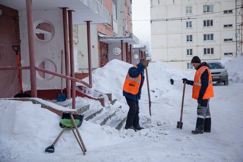 В Южно-Сахалинске УК расчистили более 1300 дворовых территорий пресс-служба администрации Южно-Сахалинска
