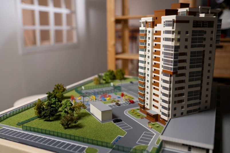 Володин пообещал разобраться с ценами на квартиры от застройщиков freepik.com