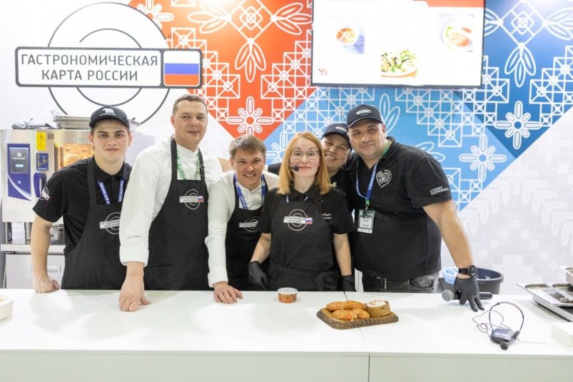 Дальневосточная кулинарная команда на выставке FOOD EXPO  в Москве предоставлено ТИЦ Приморского края