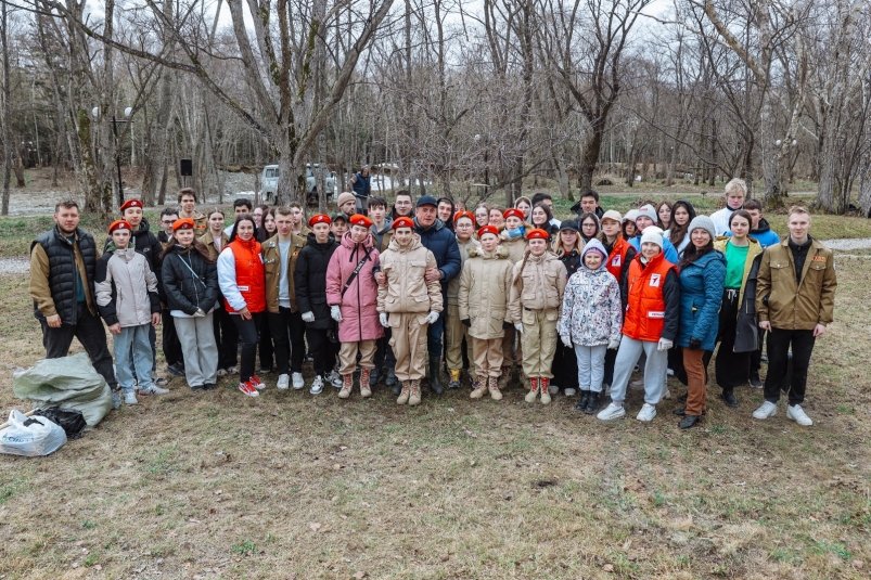 Сахалинцы и курильчане приняли участие во Всероссийском субботнике пресс-служба правительства Сахалинской области