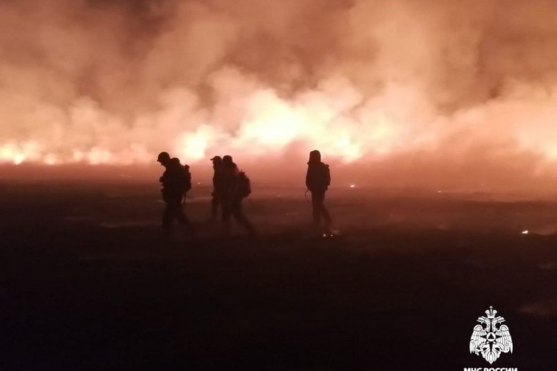 Пожар на о. Кабельный МЧС по Хабаровскому краю