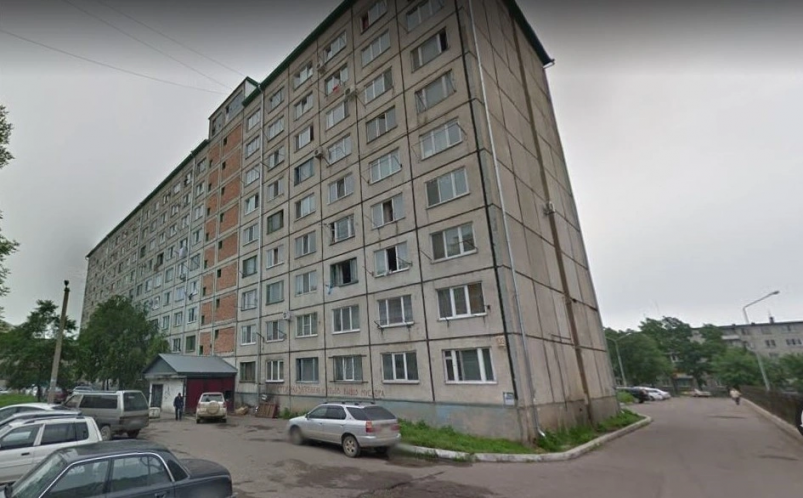 Горького, 100 - один из известных в Уссурийске домов с гостинками ИА UssurMedia