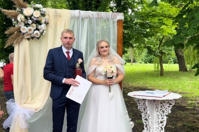 Свадебный сезон с участием золотых юбиляров открыли молодожены на Ставрополье Социальные сети Николая Новопашина