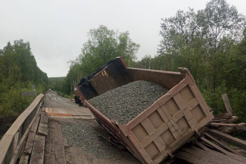 Мост обрушился в Хабаровском крае Прокуратура Хабаровского края