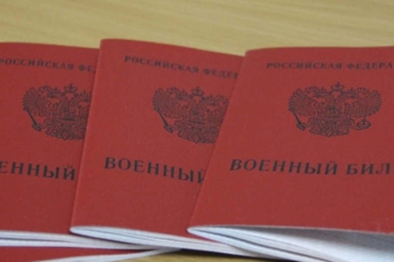 Инструктор пункта отбора в Якутске: Поток  желающих заключить контракт, не прекращается Пресс-служба правительства Хабаровского края