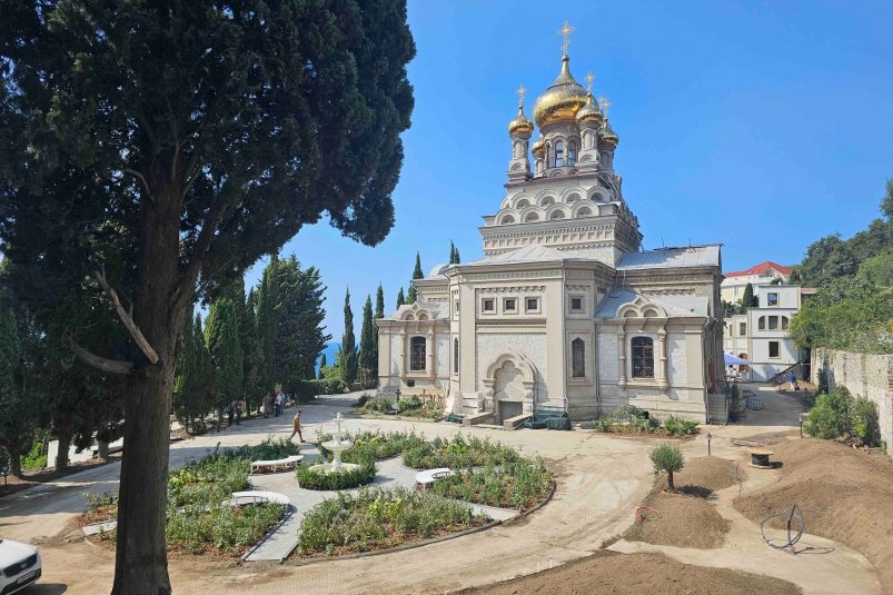 Храм Архангела Михаила в Алупке пресс-служба Республики Крым