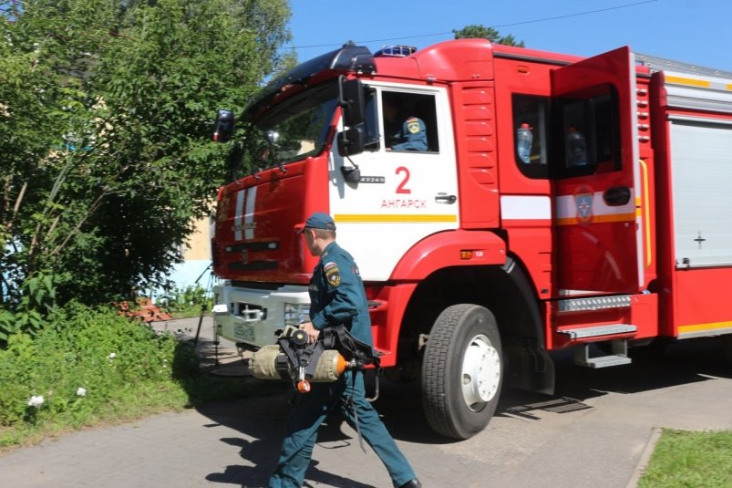 Пожарные учения провели в детском саду №31 администрация АГО