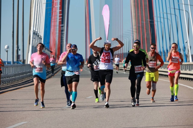 VIII Galaxy Vladivostok Marathon предоставлены АНО "Беговой спортклуб DNS"