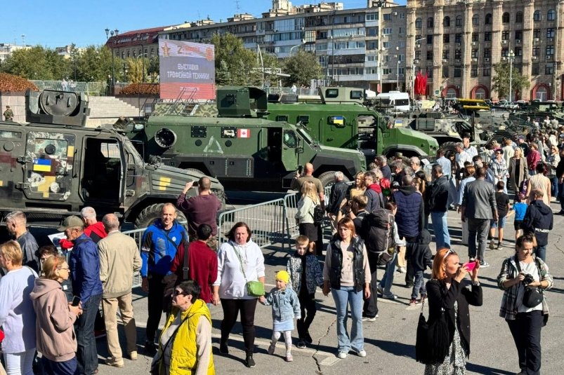 Выставка трофейной техники НАТО пресс-служба ЮВО