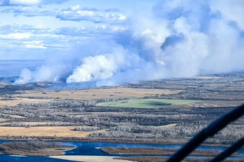 Более недели не могут потушить пожар в Мазановском округе Приамурья Кирил Крюков, Свободненское авиаотделение Амурской авиабазы