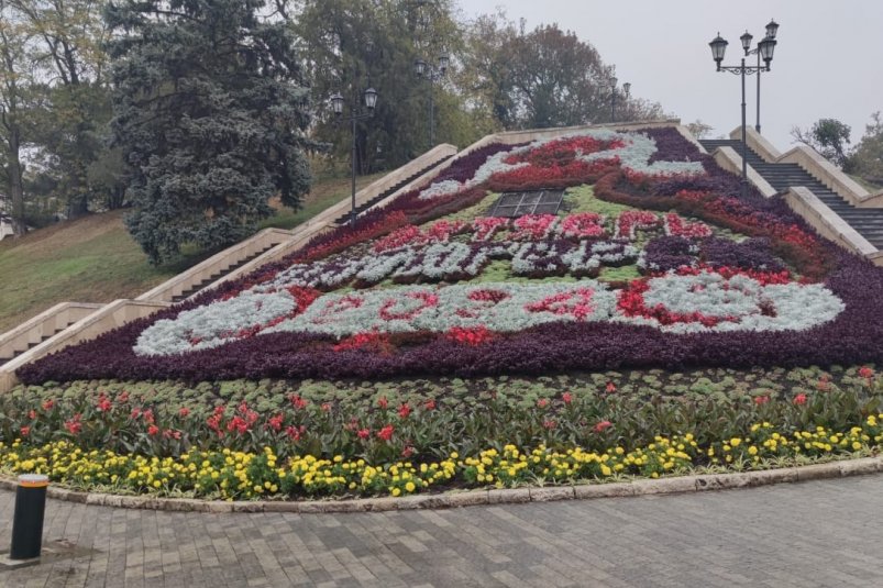 Цветочный календарь перестали обновлять в Пятигорске ИА Stavropol.Media