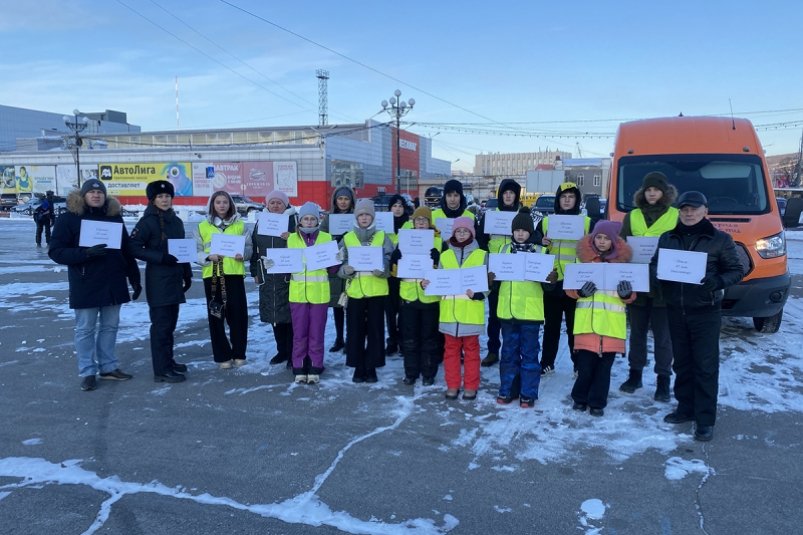 Тематическое фото ГИБДД по Магаданской области