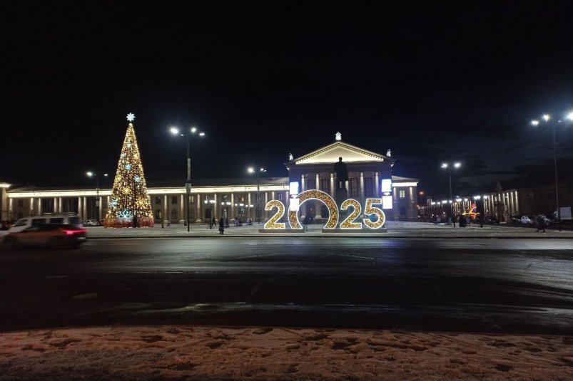 Новогоднее настроение в центре города Анастасия Вострецова, ИА AngarskMedia