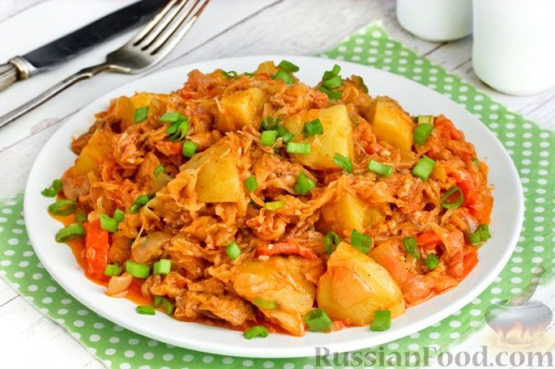 Рагу с капустой, картошкой и тушёнкой russianfood.com