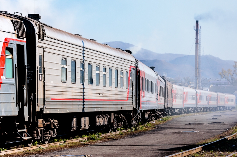 пассажирский поезд, электричка, вагон, рельсы, железная дорога, РЖД Евгений Кулешов, ИА PrimaMedia