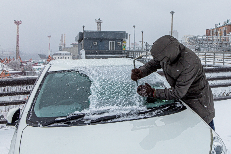 снег, зима, снегопад, ледяной дождь, машина Мария Смитюк, ИА PrimaMedia