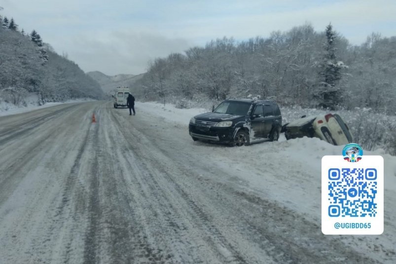 Водитель кроссовера пострадал в лобовом ДТП в Анивском районе УГИБДД УМВД России по Сахалинской области