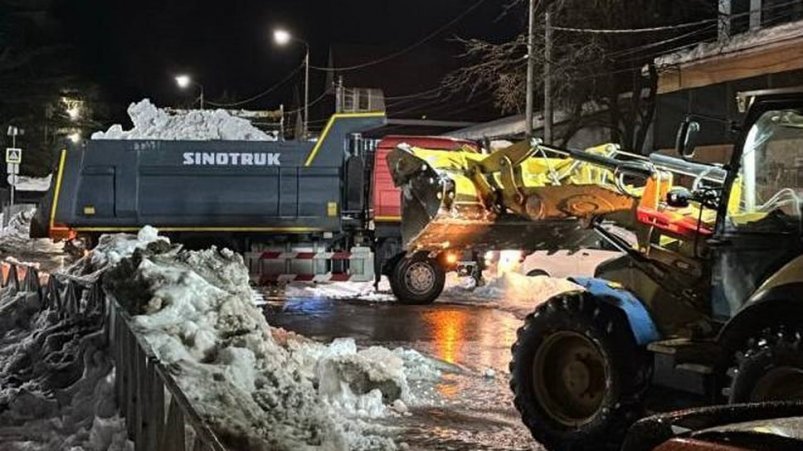 В Сочи за сутки израсходовали 30 тонн противогололедных материалов Департамент транспорта и дорожного хозяйства Сочи