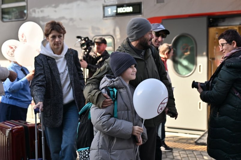 5-летие возобновления железнодорожного движения отмечают в Крыму Гранд Сервис Экспресс