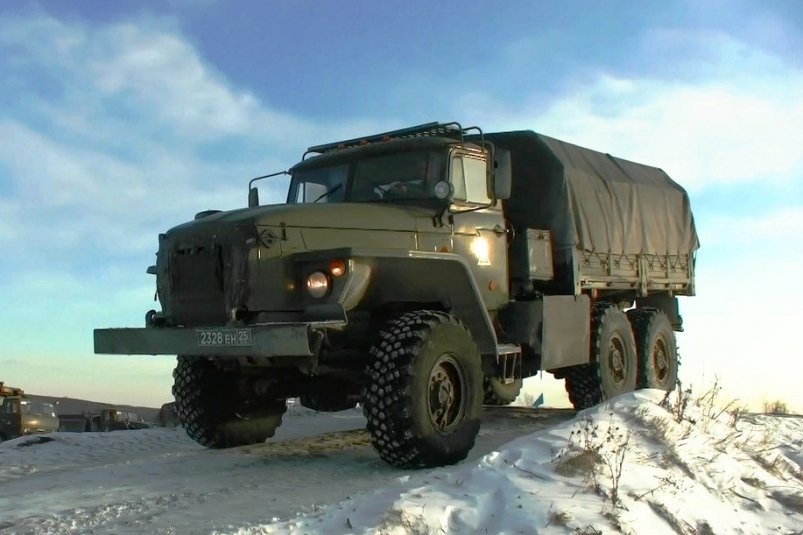 Военнослужащие ВВО учились вождению на сахалинском автодроме пресс-служба Восточного военного округа