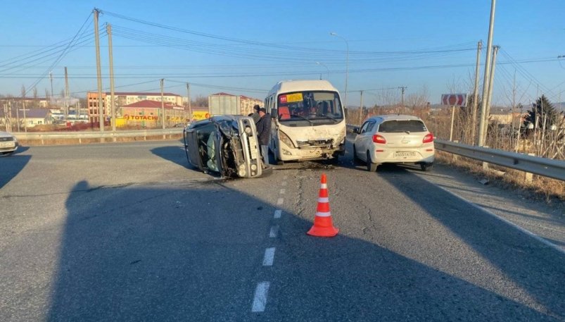 Пассажирский автобус попал в ДТП с двумя автомобилями в Приморье Прокуратура Приморского края