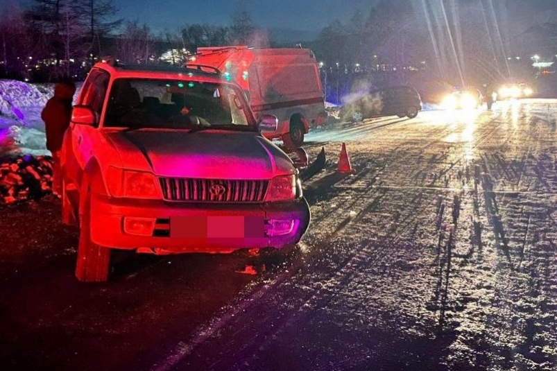 В результате ДТП в пригороде Магадана пострадали два человека Госавтоинспекция УМВД России по Магаданской области