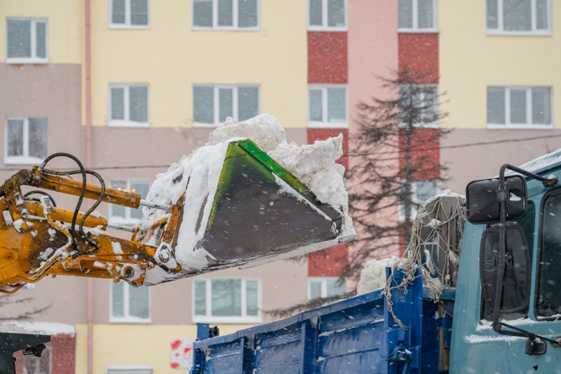 Сегодня в городе в связи с работой техники на улице Набережной реки Магаданки и Марчеканском шоссе возможно затруднение проезда автотранспорта Источник