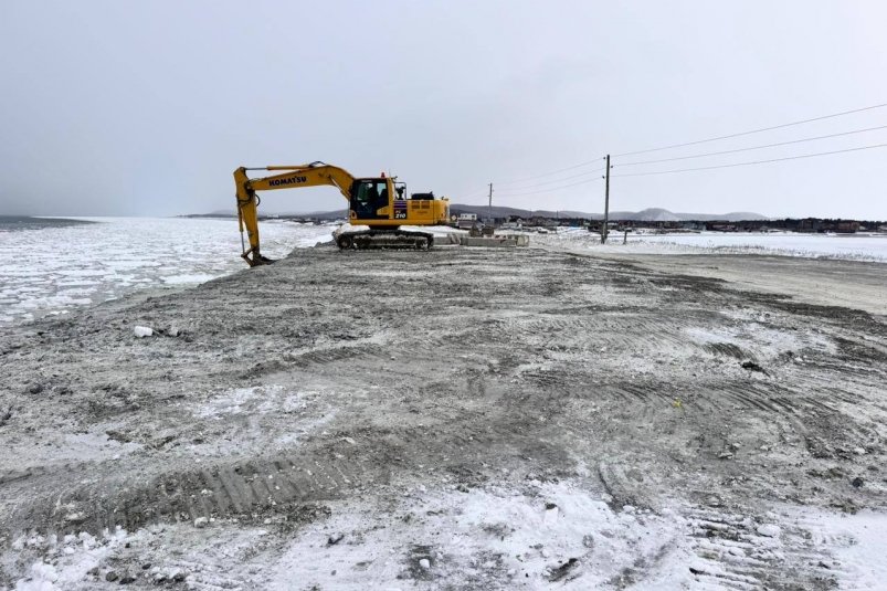 Размытый участок дороги в Охотском восстановили пресс-служба министерства транспорта и дорожного хозяйства Сахалинской области